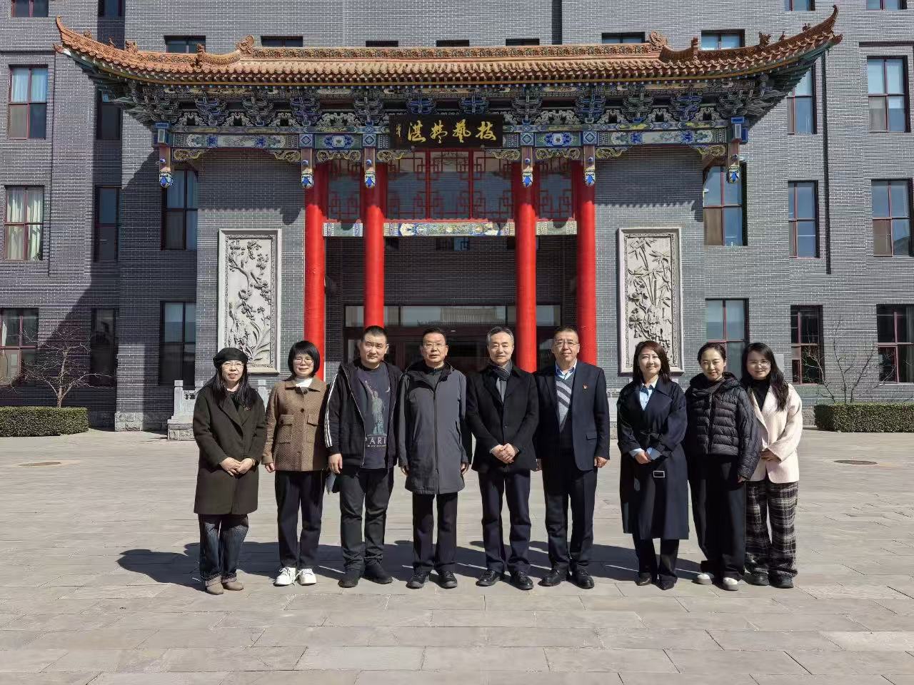 深化校企合作 服務(wù)區(qū)域經(jīng)濟(jì)發(fā)展——學(xué)院持續(xù)開(kāi)展訪企拓崗活動(dòng)